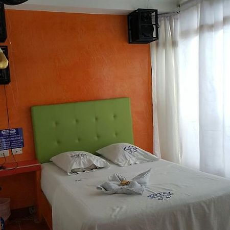 Hotel Confort Cuba Pereira Exterior photo